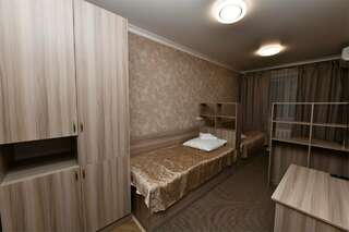 Гостиница Новожёновский  Уфа Стандартный двухместный номер с 1 кроватью-1