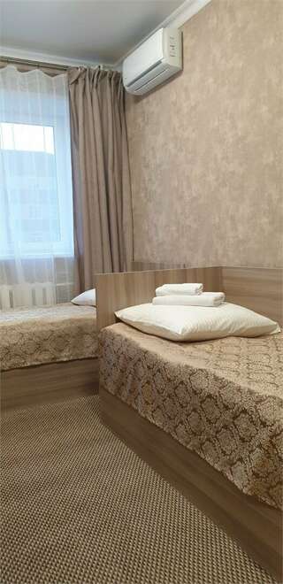 Гостиница Новожёновский  Уфа Двухместный номер эконом-класса с 2 отдельными кроватями-4